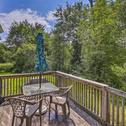 Holiday home Franconia Escape on Half Acre with Fire Pit and Deck!