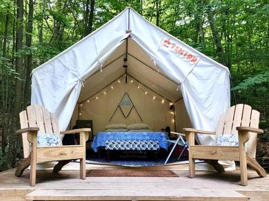 Luxury tent Tentrr Signature - Rhodes End Retreat - Coleman Outfitted Site