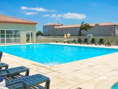 Дом отдыха Maison de 2 chambres avec piscine partagee et jardin amenage a Gallargues le Montueux