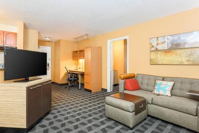 Отель TownePlace Suites Denver Southeast