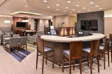 Отель SpringHill Suites by Marriott Raleigh Cary