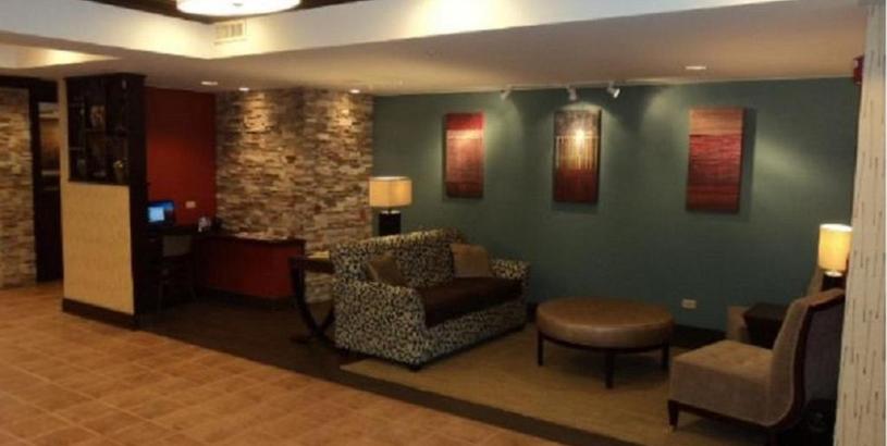 Hotel Holiday Inn Express Hotel & Suites Chicago-Algonquin, an IHG Hotel