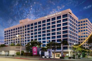 Отель Crowne Plaza Hotel Los Angeles Harbor, an IHG Hotel