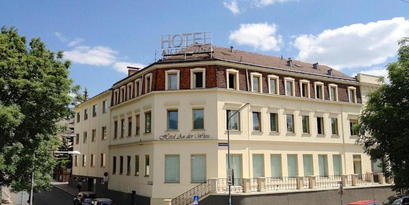 Отель Hotel An Der Wien