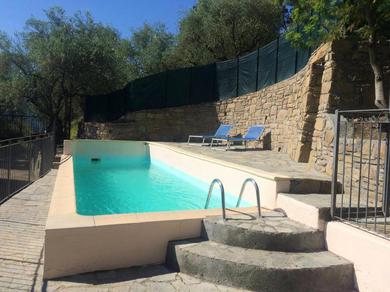 Вилла Villa de 4 chambres avec piscine privee terrasse amenagee et wifi a Breil sur Roya