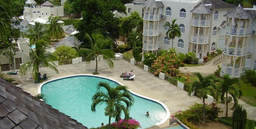 Apartments Secluded Studio@Sky Castles, Columbus Heights, Ocho Rios