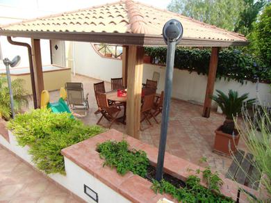 Дом отдыха 2 bedrooms house at Castelvetrano 500 m away from the beach with furnished terrace
