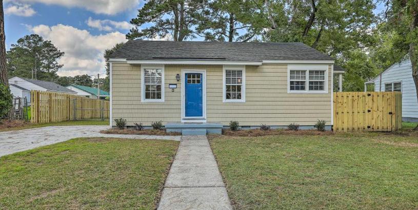 Holiday home Updated New Bern Home Less Than 3 Mi to Historic Dtwn!