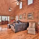 Дом отдыха Ranchero Log Cabin on 40-Acre Farm in Sebring!