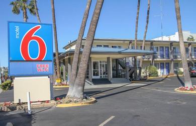 Мотель Motel 6 San Diego Airport/Harbor