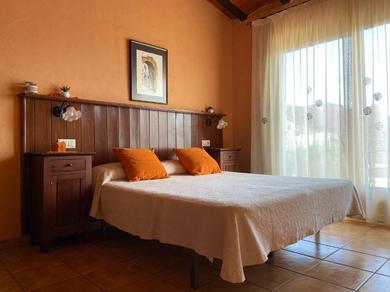 Guest house Turisme rural Can Genis
