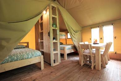 Люкс-шатер TENTE SAFARI Lodge FERME CARRIQUE