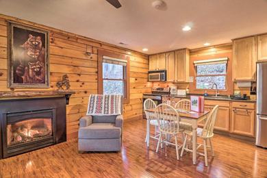 Holiday home Cozy Waynesville Cabin with Community Amenities!