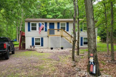 Holiday home Cozy Albrightsville Home Deck and Gas Grill!