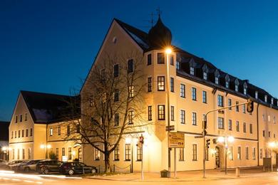 Отель Hotel Gumberger GmbH Garni