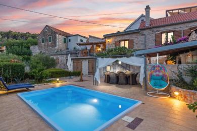 Holiday home Villa Il Melograno Hvar with Pool & BBQ