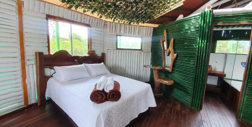 Guest house Room in Lodge - Tree House Finca La Floresta Verde