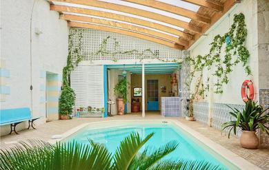 Holiday home Amazing home in Port Ste Foy et Ponch, with 5 Bedrooms, WiFi and Indoor swimming pool