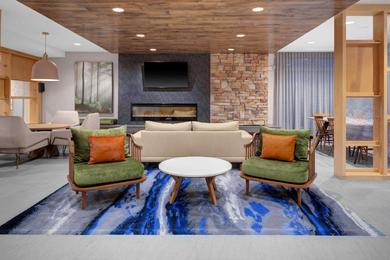 Отель Fairfield Inn & Suites by Marriott Roanoke Salem