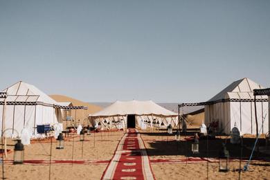 Люкс-шатер Desert Luxury Camp Erg Chigaga