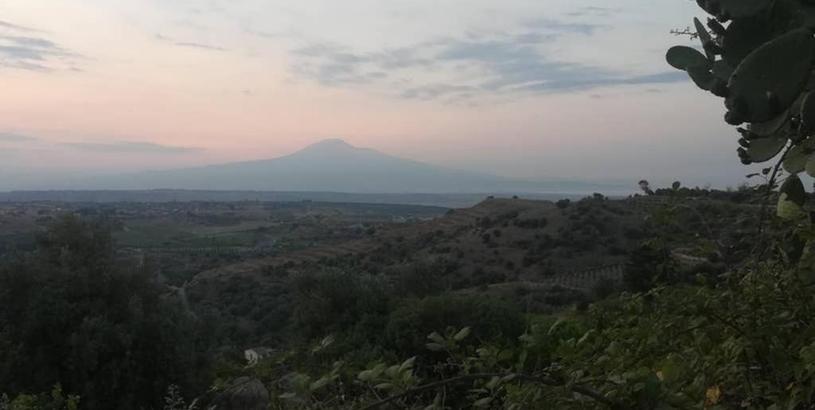 Дом отдыха Villa Emma con panorama Etna a 10 minuti dal mare