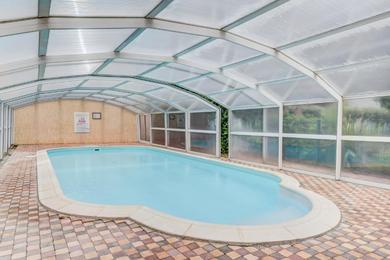 Отель Le Marigny - Studio avec piscine partagée