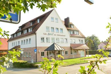 Отель Hotel am Ludwigskanal