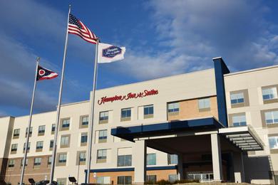 Отель Hampton Inn & Suites Cincinnati Liberty Township