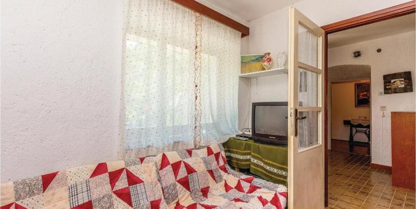 Holiday home Three-Bedroom Holiday Home in Bribir