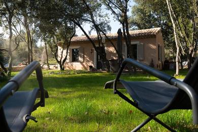 Holiday home Les Libellules du Gard - Le jardin secret de madame Truc