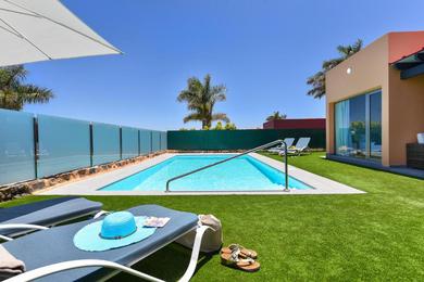 Villa Luxurious Villa with private pool in Salobre Golf