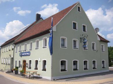 Отель Gasthof Grüner Baum