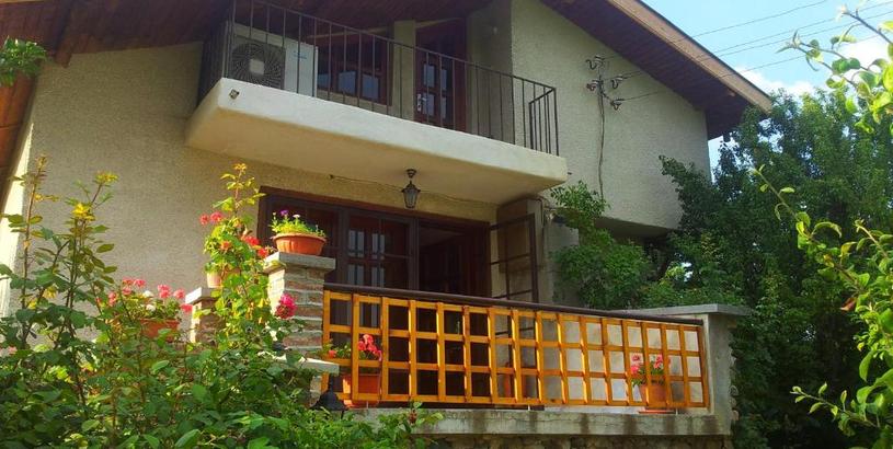 Villa Къща за гости Каза Роза - Swiss Style Chalet Casa Rosa Guest House