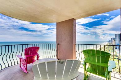 Hosteeva Palms Resort 3 BR Penthouse 15th Floor Oceanfront