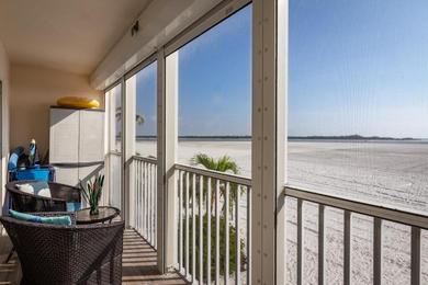 Apartments Castle Beach 105, Gulf Front, 2 Bedrooms, , Elevator, Sleeps 6, Heated Pool