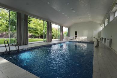 Hotel Indoor Pool Villa