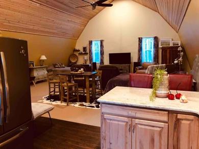 Holiday home Unique Barn! Walk to Elk Rapids. Close to Traverse & Charlevoix