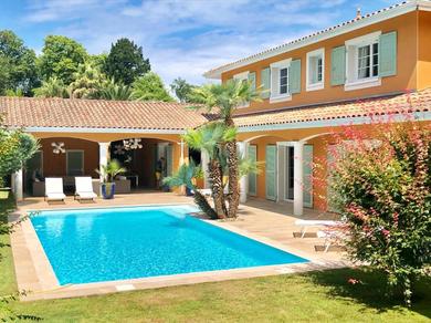 Вилла Villa luxueuse avec piscine sur les hauts de Biarritz