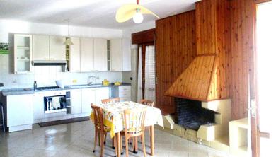 Apartments 2 bedrooms appartement with terrace and wifi at Velina 6 km away from the beach