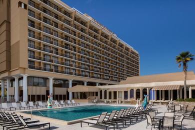 Отель DoubleTree by Hilton Jacksonville Riverfront, FL