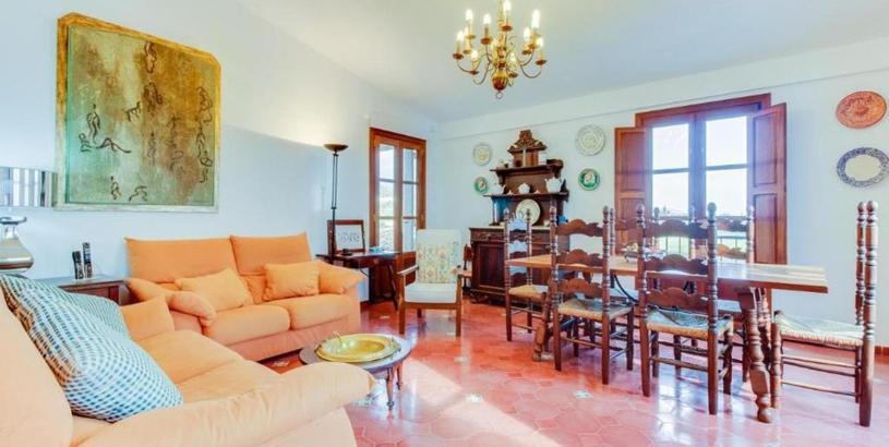 Villa Villa in Consell with private pool, air conditioning and Wifi