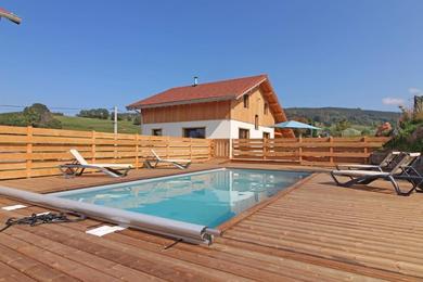 Hotel Chalet moderne avec piscine et spa - 6 personnes