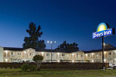 Отель Days Inn by Wyndham Kerrville
