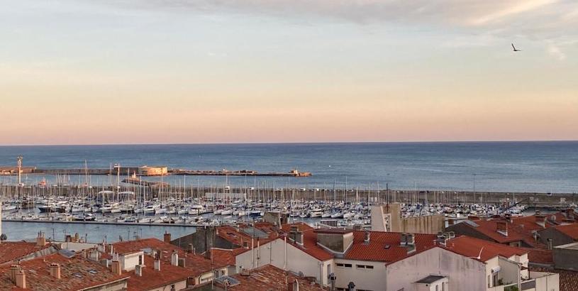 Апартаменты Vues exceptionnelles mer, port et toits de Sète