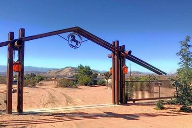 Villa Private Gated Ranch on 5 Acres, modern and secure