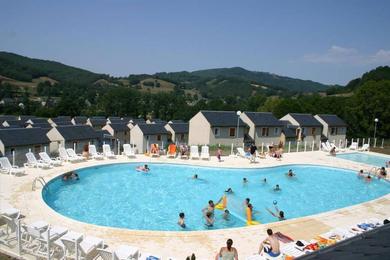 Апартаменты Appart T2 Village vacance 3 étoiles St Geniez d'Olt 2 piscines chauffées