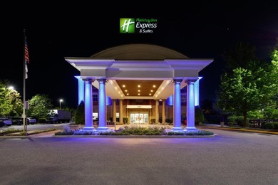 Resort Holiday Inn Express & Suites Williamsburg, an IHG Hotel