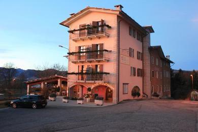 Отель Hotel Piccola Mantova