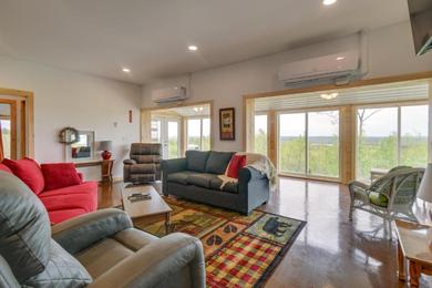 Holiday home Spacious Greene Cabin Rental on 650-Acre Vineyard!