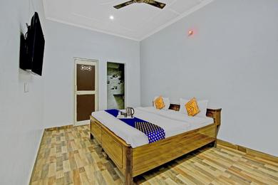 Hotel SPOT ON Shree Naman Guest House